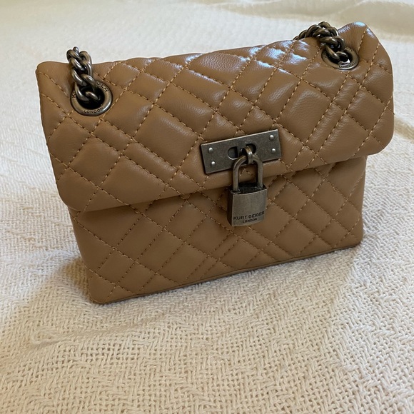 Final Like New Kurt Geiger Shoulder Bag - Picture 2 of 11